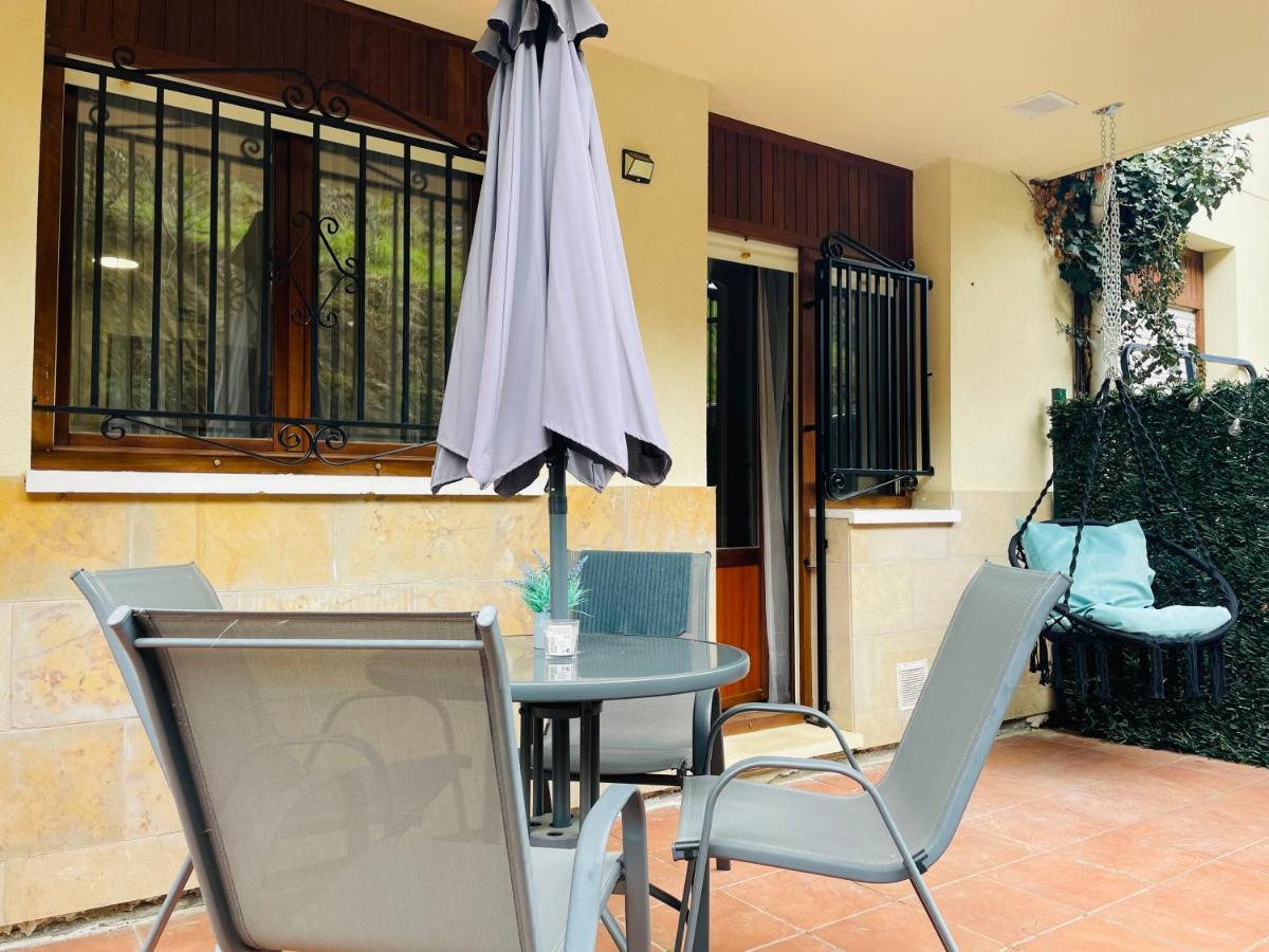 Apartamentos Las Brisas, Ojedo-Potes エクステリア 写真